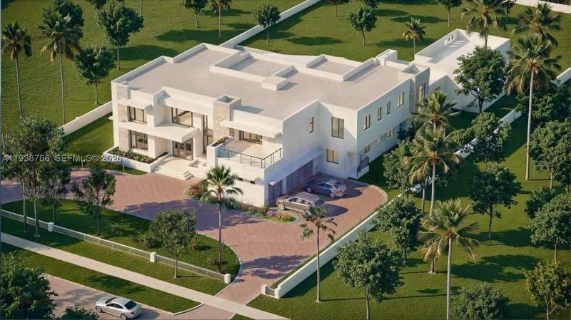 9 bedroom SingleFamilyResidence at 6300 SW 104th St, Helms Country Estates Add, Pinecrest — photo 4
