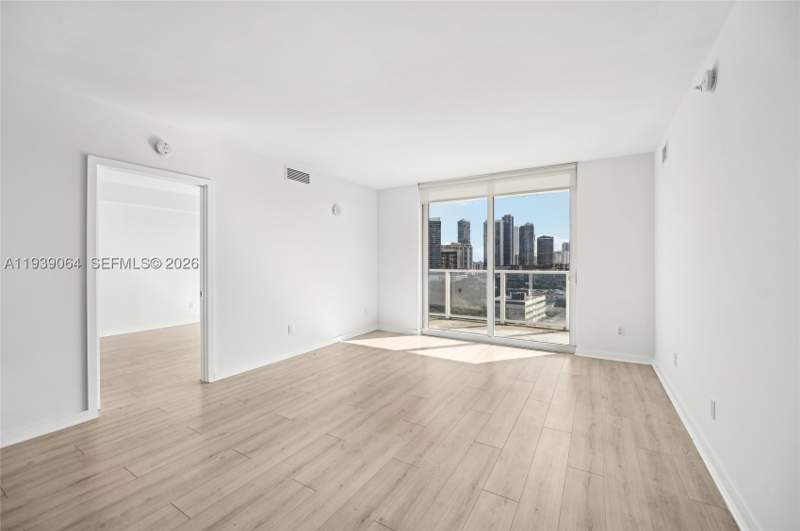 2 bedroom Condominium at 4250 Biscayne Blvd 1516, 4250 Biscayne Boulevard C, Miami — photo 4