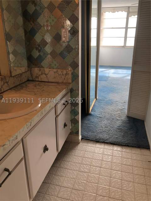 18011 Biscayne Blvd 1403, Aventura FL - photo 15 of 22