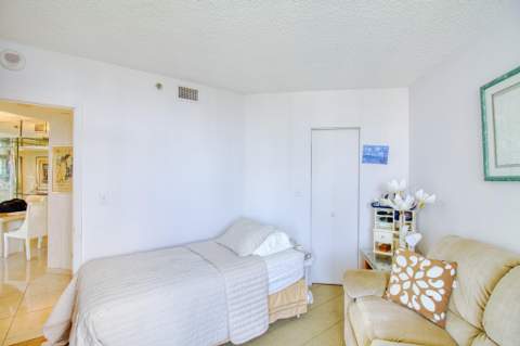 20185 E Country Club Drive 1709, Aventura FL - photo 24 of 49