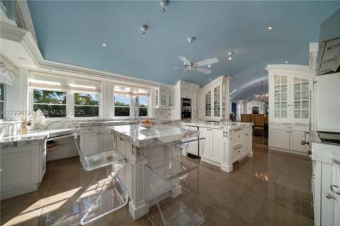 100 Cape Florida Dr, Key Biscayne FL - photo 17 of 68