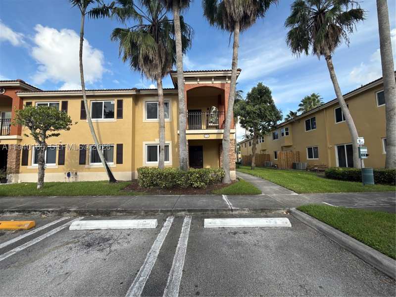 3 bedroom Condominium at 935 NE 33rd Terr 104, Monterey At Malibu Bay, Homestead — photo 1