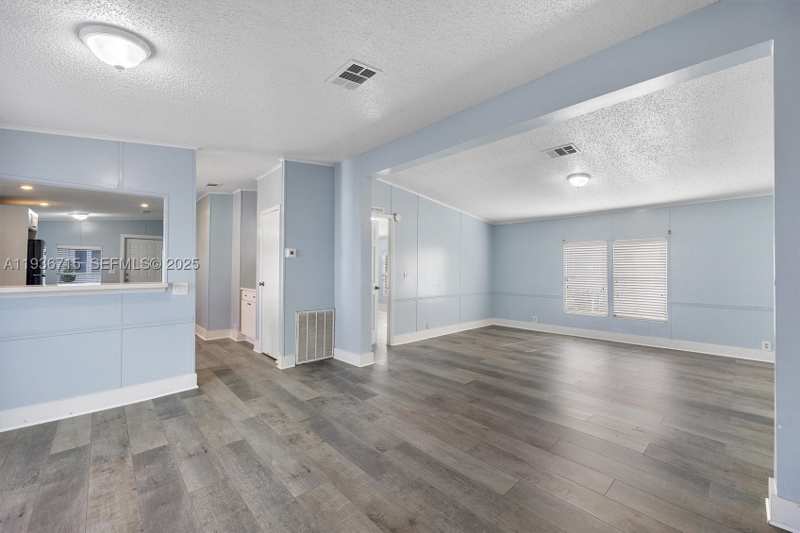 3 bedroom MobileHome at 19800 SW 180th Ave Lot 222, Americana Village Condo, Miami — photo 1
