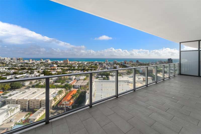 2 bedroom Condominium at 500 Alton Rd 2207, Five Park Miami Beach, Miami Beach — photo 1