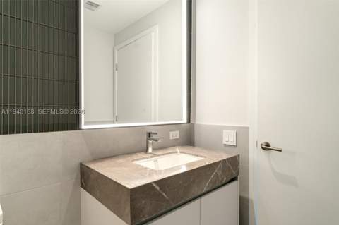 500 Alton Rd 2207, Miami Beach FL - photo 10 of 16