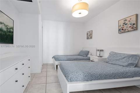 5601 Collins Ave 825, Miami Beach FL - photo 13 of 39
