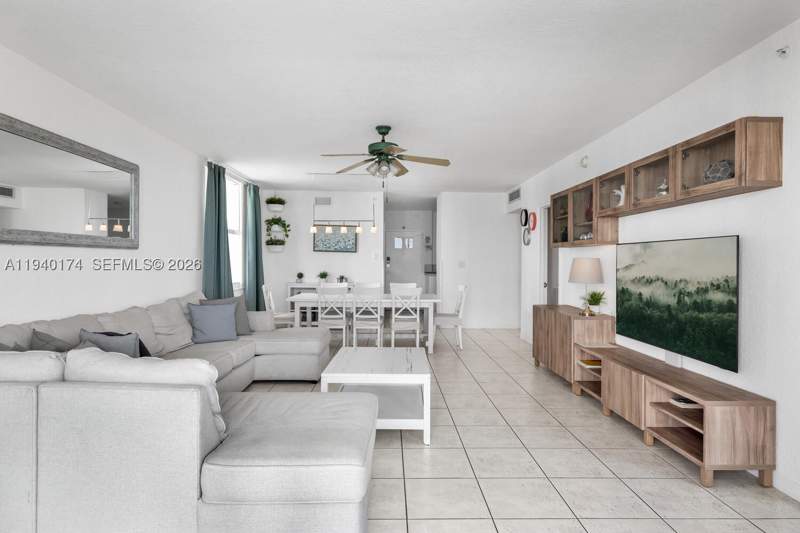 2 bedroom Condominium at 5601 Collins Ave 825, The Pavilion Condo, Miami Beach — photo 5