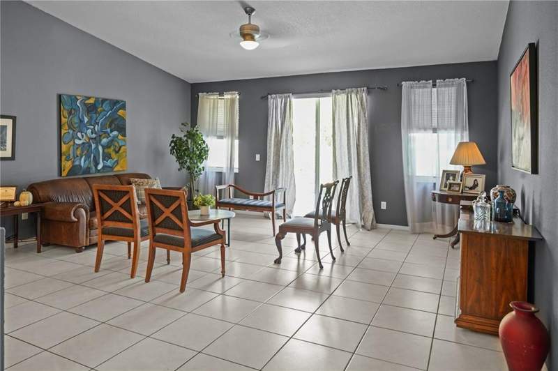 4 bedroom SingleFamilyResidence at 8209 SW 173rd Terrace, Groves At Old Cutler, Palmetto Bay — photo 5