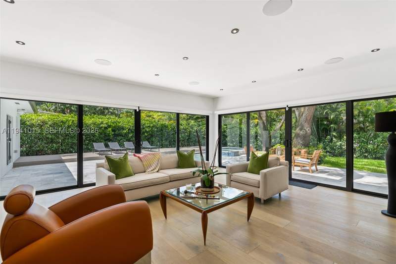 3 bedroom SingleFamilyResidence at 2602 San Domingo Street, Coral Gab Sec D Rev Pl, Coral Gables — photo 4