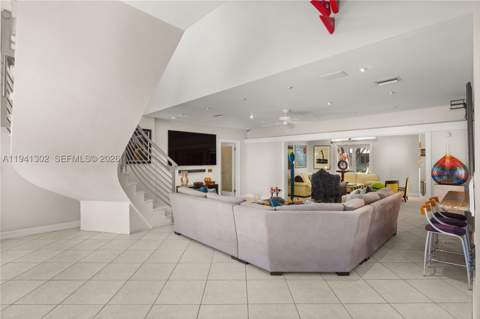 5343 Orduna Dr, Coral Gables FL - photo 16 of 70