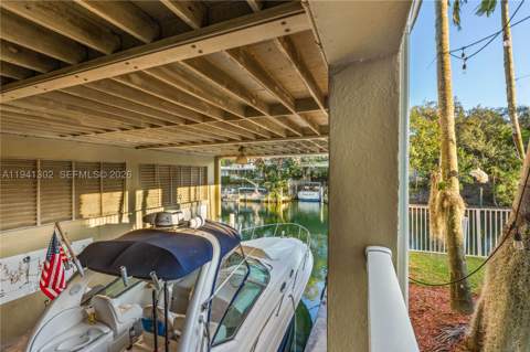 5343 Orduna Dr, Coral Gables FL - photo 9 of 70