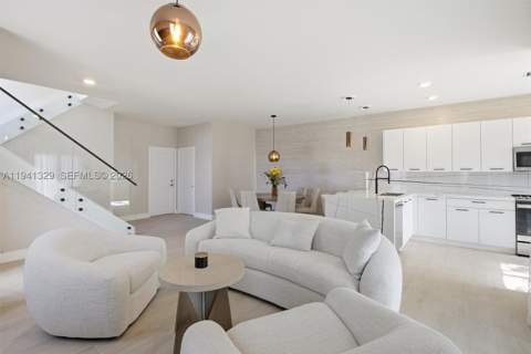 4250 NW 83rd Ave, Doral FL - photo 12 of 78