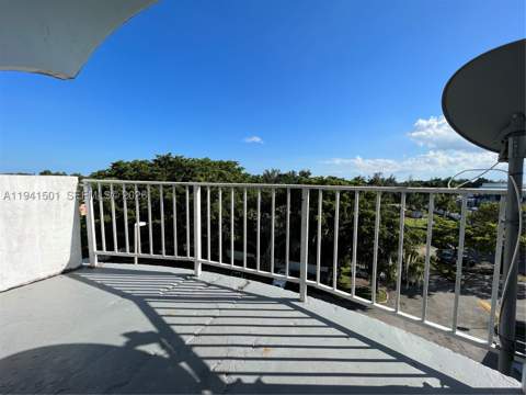 492 NW 165th St Rd C-611, Miami FL - photo 11 of 12
