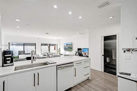 21150 Jib Ct J12, Aventura FL - photo 12 of 55