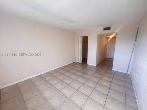 12290 NE 11th Ct 203, North Miami FL - photo 6 of 9