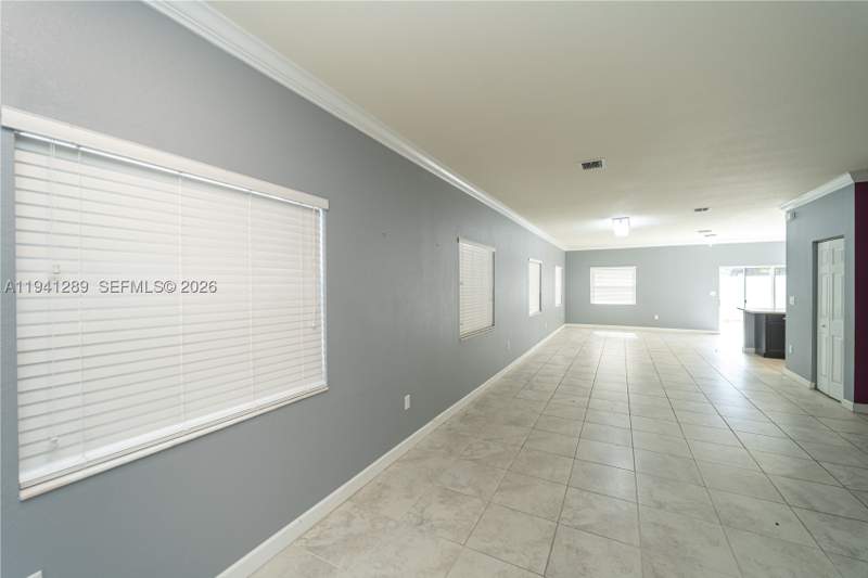 5 bedroom SingleFamilyResidence at 3136 SE 2nd Dr, Fernandos Place, Homestead — photo 4