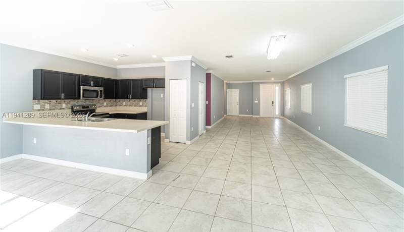 5 bedroom SingleFamilyResidence at 3136 SE 2nd Dr, Fernandos Place, Homestead — photo 5