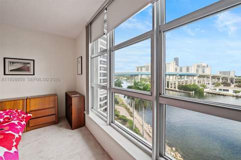 19195 NE 36th Ct 710, Aventura FL - photo 13 of 28