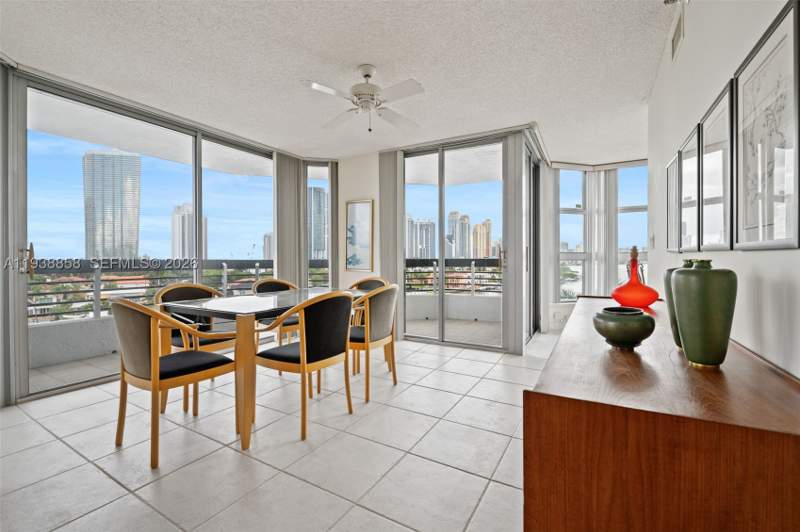 2 bedroom Condominium at 19195 NE 36th Ct 710, Mystic Pointe Condo No Tw, Aventura — photo 4