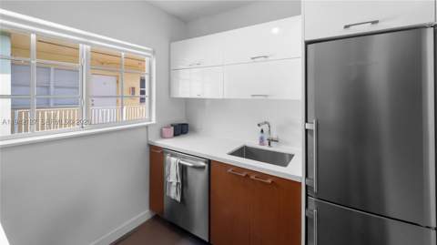 645 Michigan Ave A, Miami Beach FL - photo 14 of 27