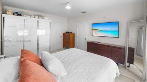 645 Michigan Ave A, Miami Beach FL - photo 16 of 27