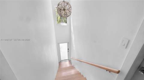 645 Michigan Ave A, Miami Beach FL - photo 21 of 27