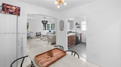645 Michigan Ave A, Miami Beach FL - photo 6 of 27