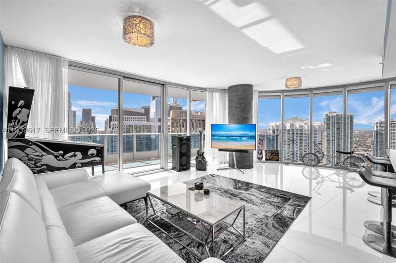 2 bedroom Condominium at 200 Biscayne Boulevard Way 4202, Epic West Condo, Miami — photo 5