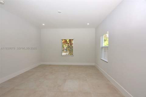 1084 NW 66th St, Miami FL - photo 22 of 34