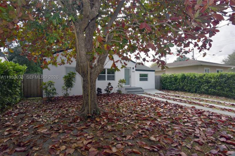 3 bedroom SingleFamilyResidence at 1084 NW 66th St, Seventh Ave Park, Miami — photo 4