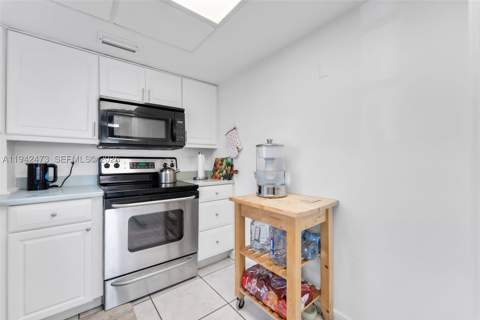11840 NE 19th Dr 9, North Miami FL - photo 11 of 34