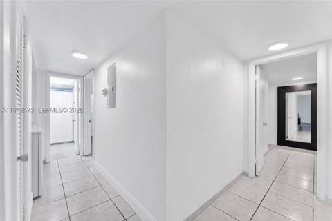 11840 NE 19th Dr 9, North Miami FL - photo 13 of 34