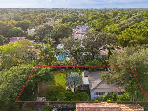 446 Madeira Ave, Coral Gables FL - photo 15 of 31