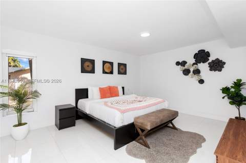 18555 SW 83rd Pl, Cutler Bay FL - photo 18 of 42