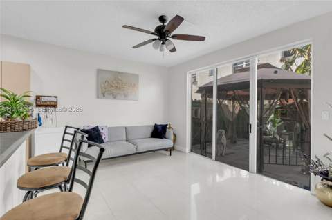 950 NE 42nd Pl, Homestead FL - photo 13 of 27