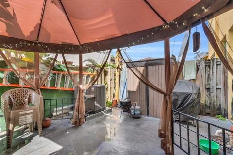 950 NE 42nd Pl, Homestead FL - photo 23 of 27