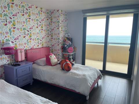 2555 Collins Ave 1409, Miami Beach FL - photo 19 of 49