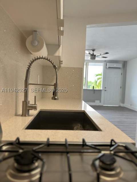 6484 Indian Creek Dr 220, Miami Beach FL - photo 7 of 22