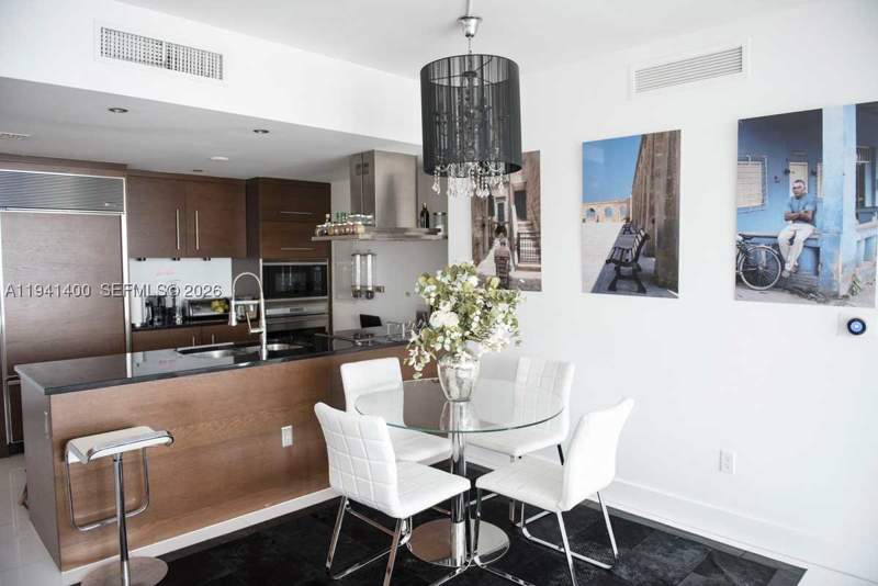 2 bedroom Condominium at 495 Brickell Ave 3805, Icon Brickell No Two, Miami — photo 3