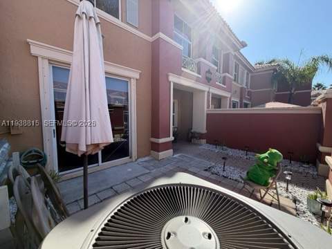 6015 NW 116th Pl 465, Doral FL - photo 9 of 10