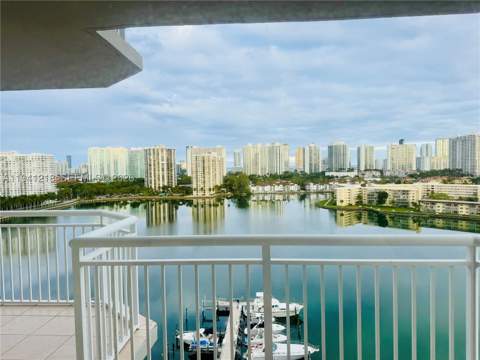 18041 Biscayne Blvd *Boat Slip & Unit* 1605, Aventura FL - photo 11 of 59