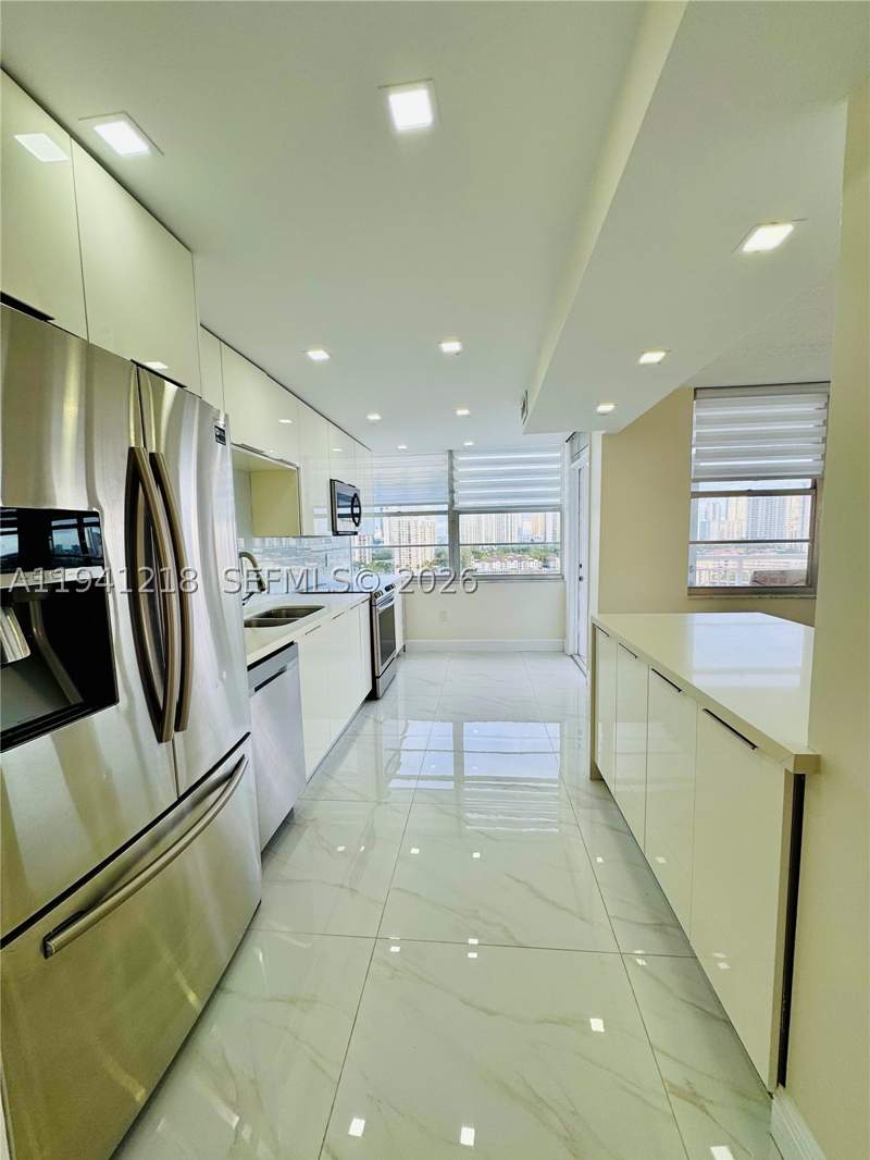 2 bedroom Condominium at 18041 Biscayne Blvd *Boat Slip & Unit* 1605, Del Prado Marina, Aventura — photo 2