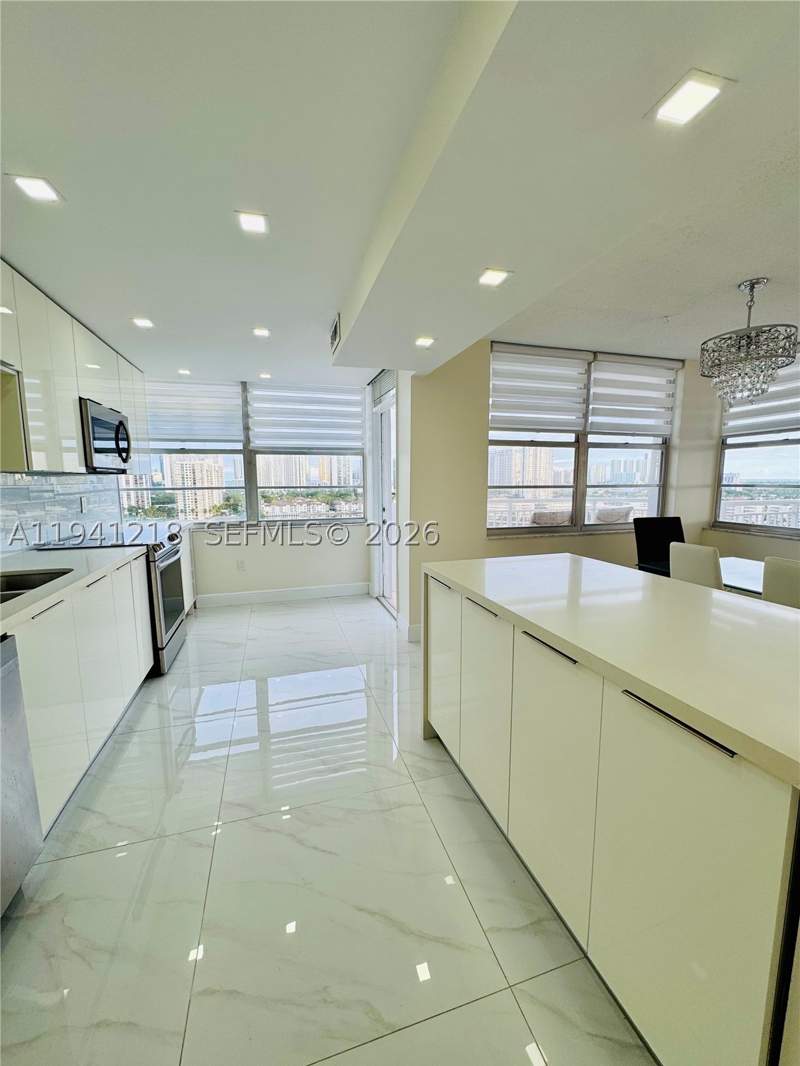 2 bedroom Condominium at 18041 Biscayne Blvd *Boat Slip & Unit* 1605, Del Prado Marina, Aventura — photo 4