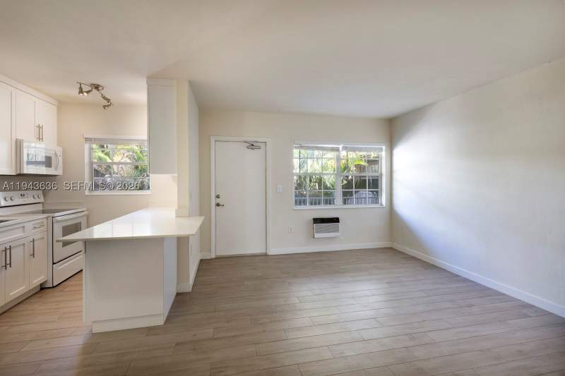 1 bedroom Condominium at 6511 Santona St C18, Santona Condo, Coral Gables — photo 4