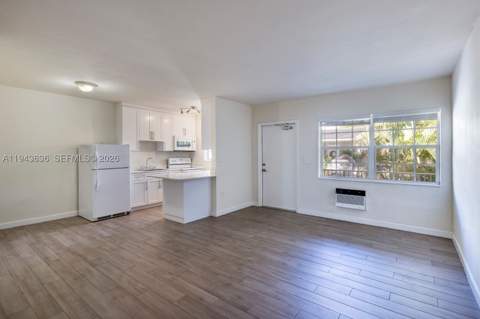 6511 Santona St C18, Coral Gables FL - photo 7 of 10