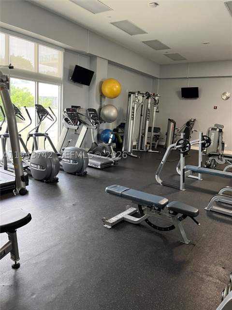 6917 Collins Ave 426, Miami Beach FL - photo 12 of 15