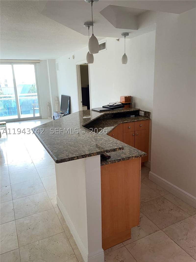 1 bedroom Condominium at 6917 Collins Ave 426, The Collins Condo, Miami Beach — photo 2