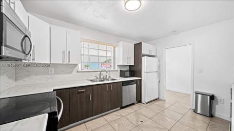 18502 NW 23rd Ct, Miami Gardens FL - photo 20 of 38