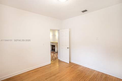 236 SW 28th Rd, Miami FL - photo 17 of 32