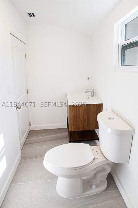 2620 SW 9th St, Miami FL - photo 14 of 26